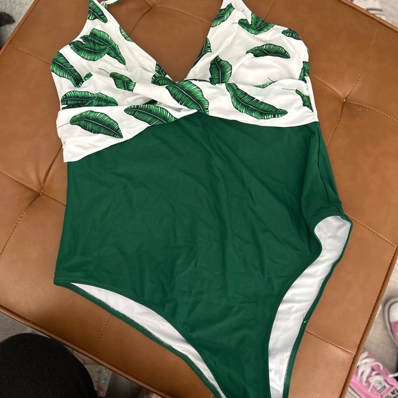 Cupshe Other - Cupshe plus XL- no tags